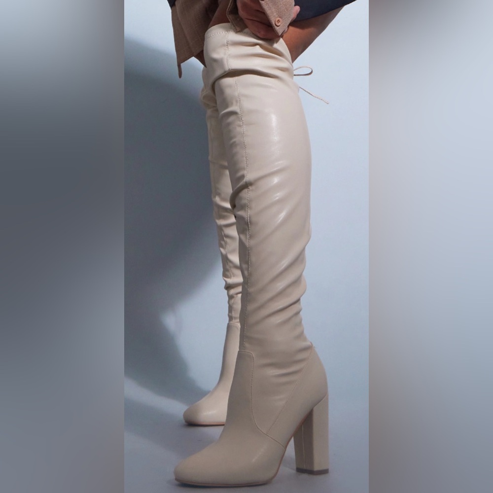 Pretty Little Thing Faux Leather Round Toe Block Heel Over the Knee Boots. NWT - Picture 3 of 7